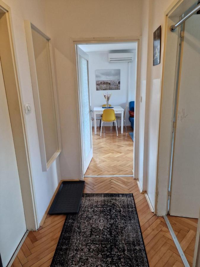 לובליאנה Lovely Condo With Free Parking מראה חיצוני תמונה